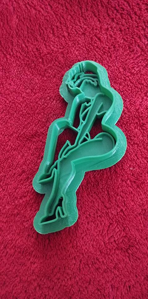 3D Printed Pinup Girl Cookie Cutter