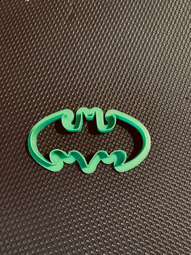 3D Printed Cookie Cutter Inspired by 90's Batman Logo