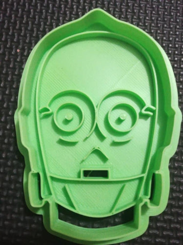 3D Printed Cookie Cutter Inspired by Star Wars C3P0