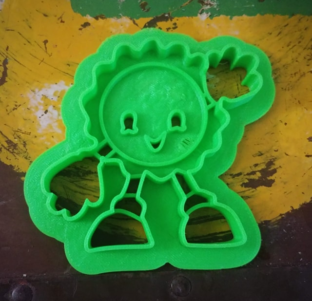 3D Printed Cookie Cutter Inspired by Fallout Cappy