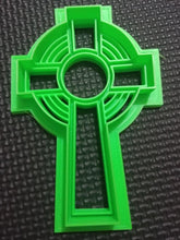 Load image into Gallery viewer, 3D Printed Celtic Cross Cookie Cutter