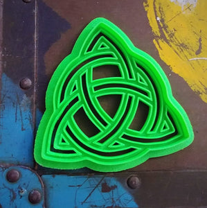 3D Printed Cookie Cutter Inspired by Charmed Celtic Knot Symbol