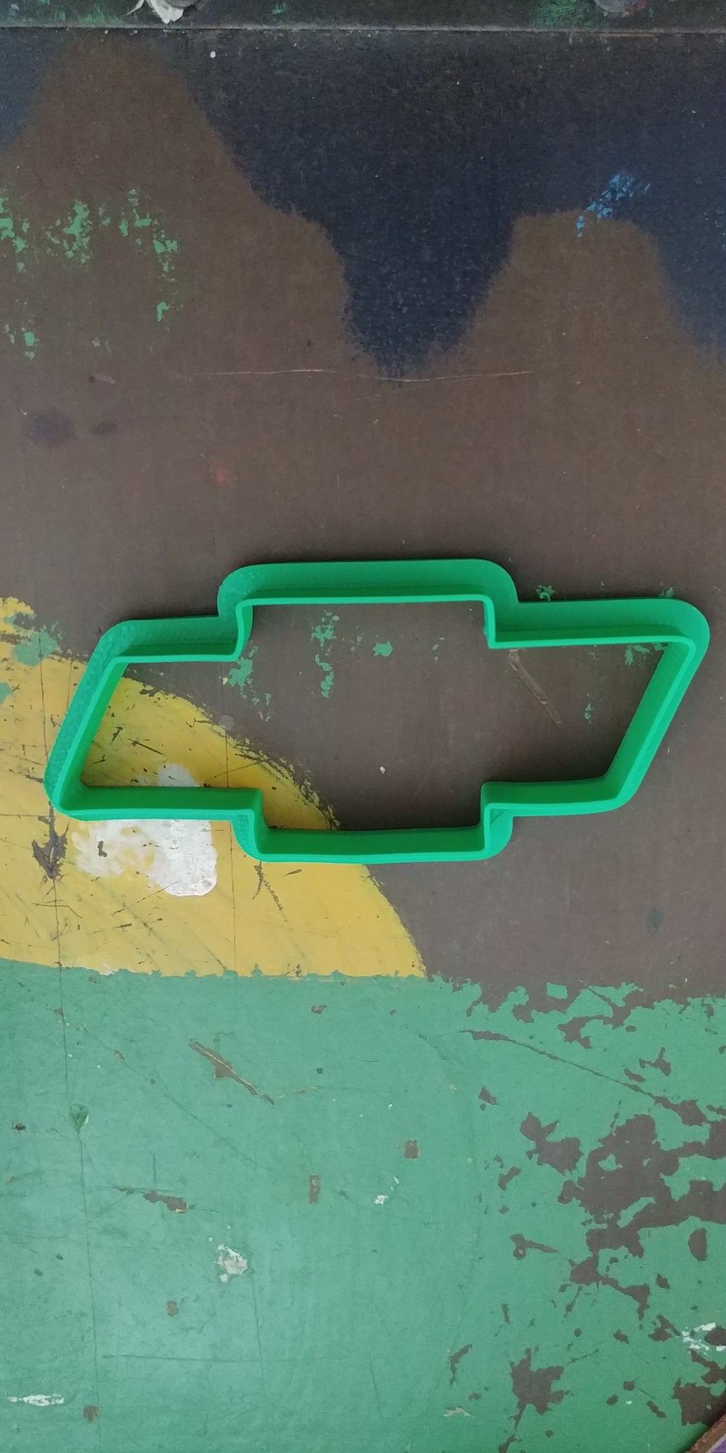 3D Printed Cookie Cutter Inspired by Chevrolet Bowtie Emblem