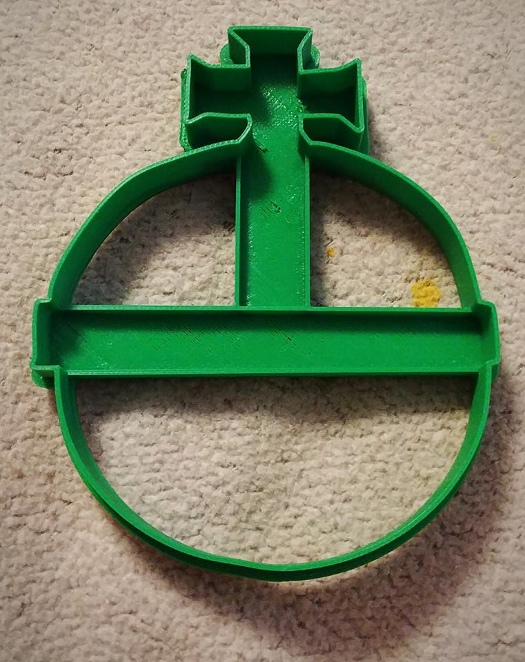 3D Printed Cookie Cutter Inspired by Monty Python's Holy Hand Grenade