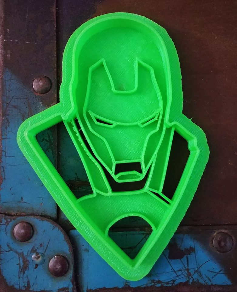 3D Printed Cookie Cutter Inspired by Marvel's Ironman