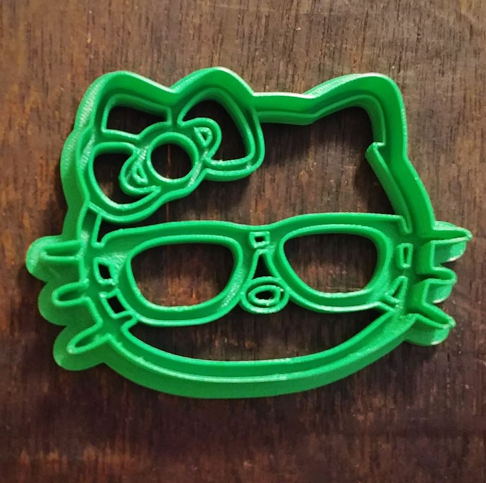 3D Printed Cookie Cutter Inspired by Nerdy Hello Kitty with Glasses