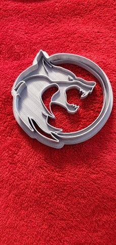 3D Printed Cookie Cutter Inspired by The Witcher wolf symbol